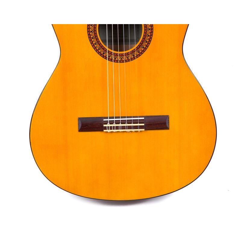 Guitarra tapa de abeto Yamaha C45